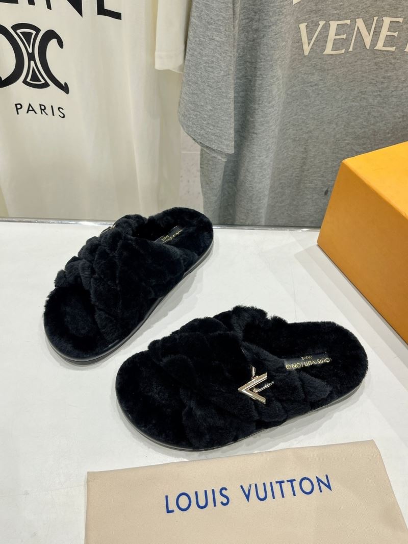 Louis Vuitton Slippers